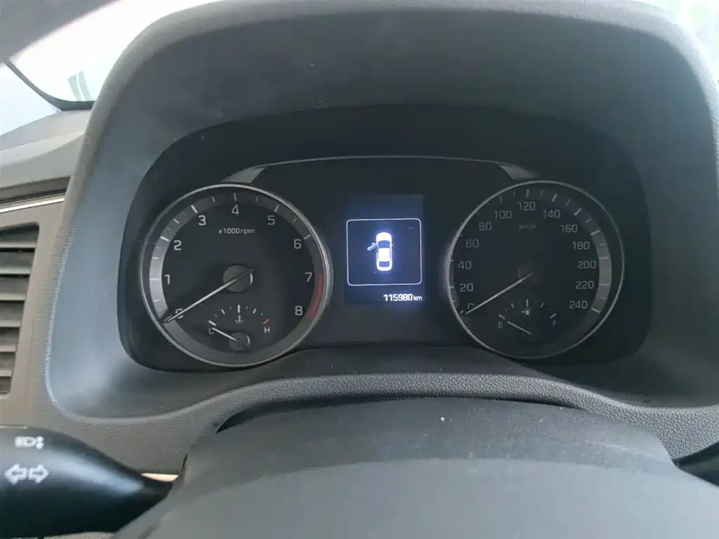 Hyundai Elantra 2016 Model 1.6L Automatic Smart Elite фото 12