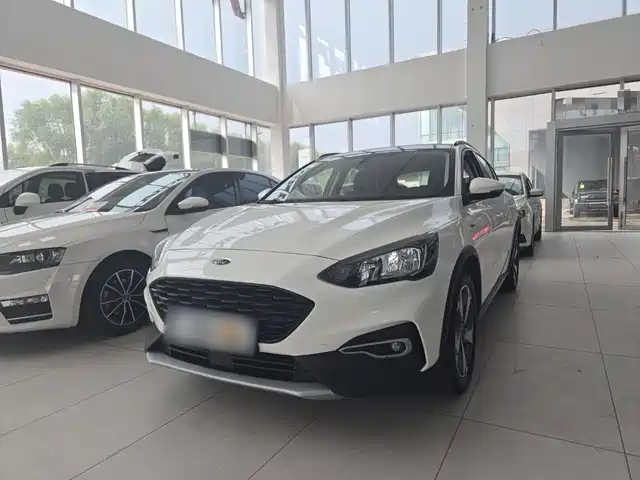 Ford Focus Active 2020 EcoBoost 180 Auto Trendy Edition