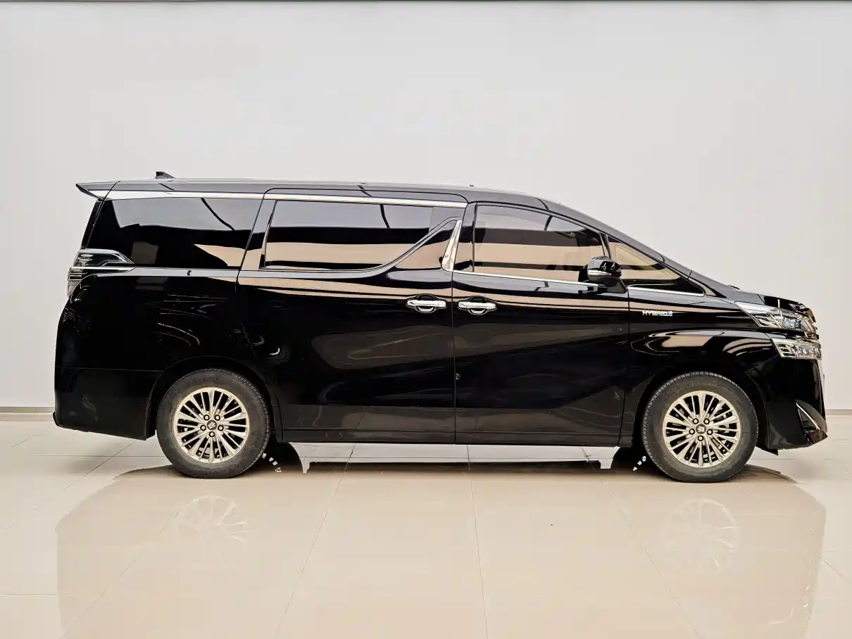 Toyota Alphard 2021 Hybrid 2.5L Premium фото 4