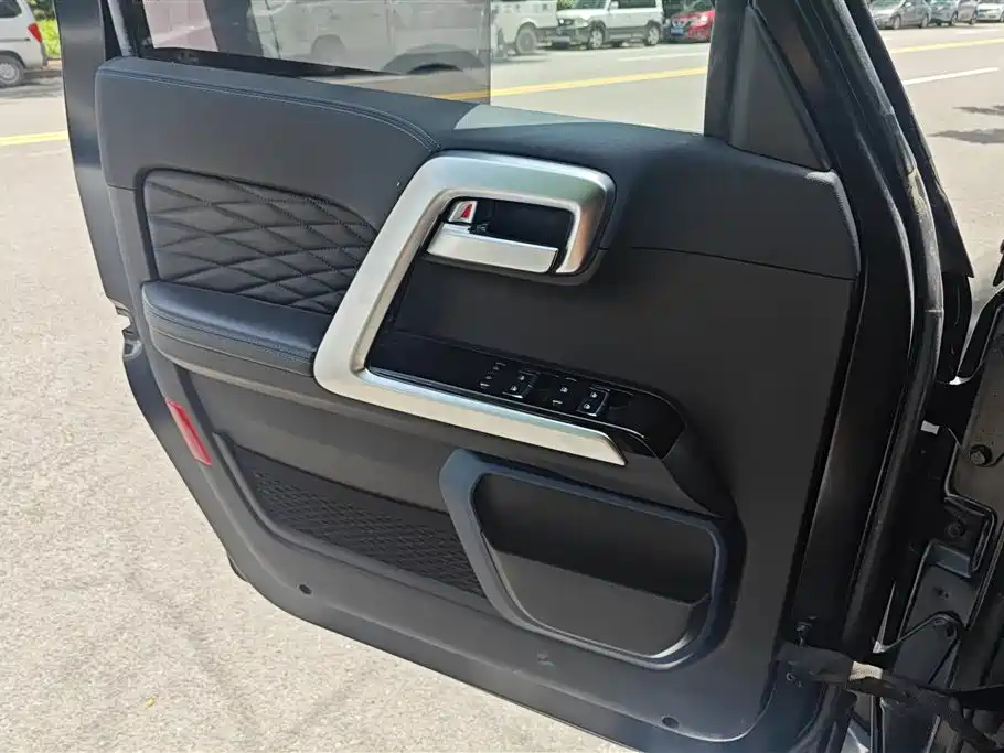 BAIC ORV Beijing Offroad BJ40 2021 2.0D Auto 4WD Blade Hero Knight Edition (Front/Rear E-Lock) фото 7