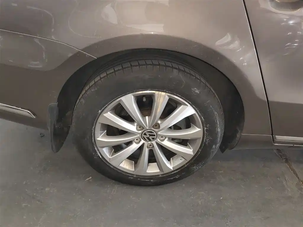 Volkswagen Magotan 2015 1.8TSI Luxury фото 25