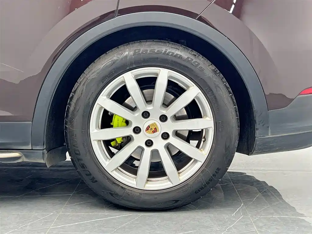 Porsche Cayenne New Energy 2020 Cayenne E-Hybrid 2.0T фото 28