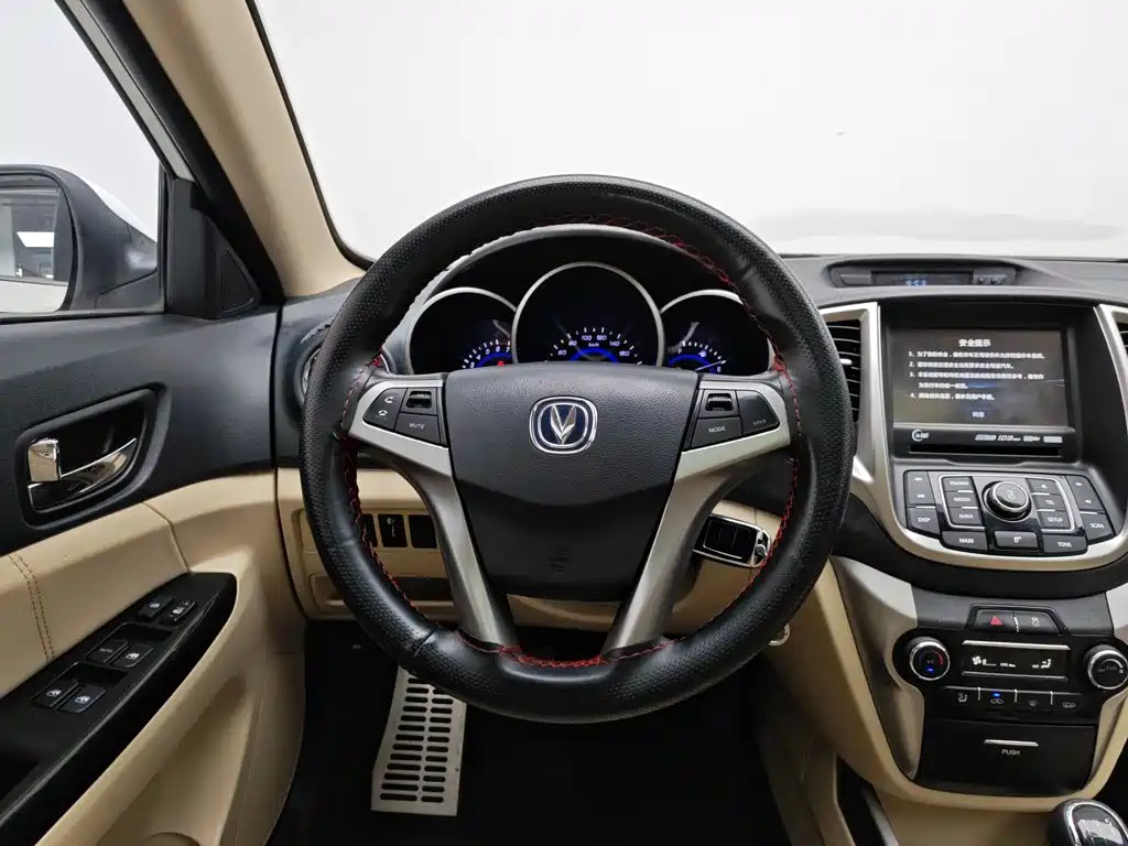 Changan Eado 2015 2015 1.6L Manual Luxury China V