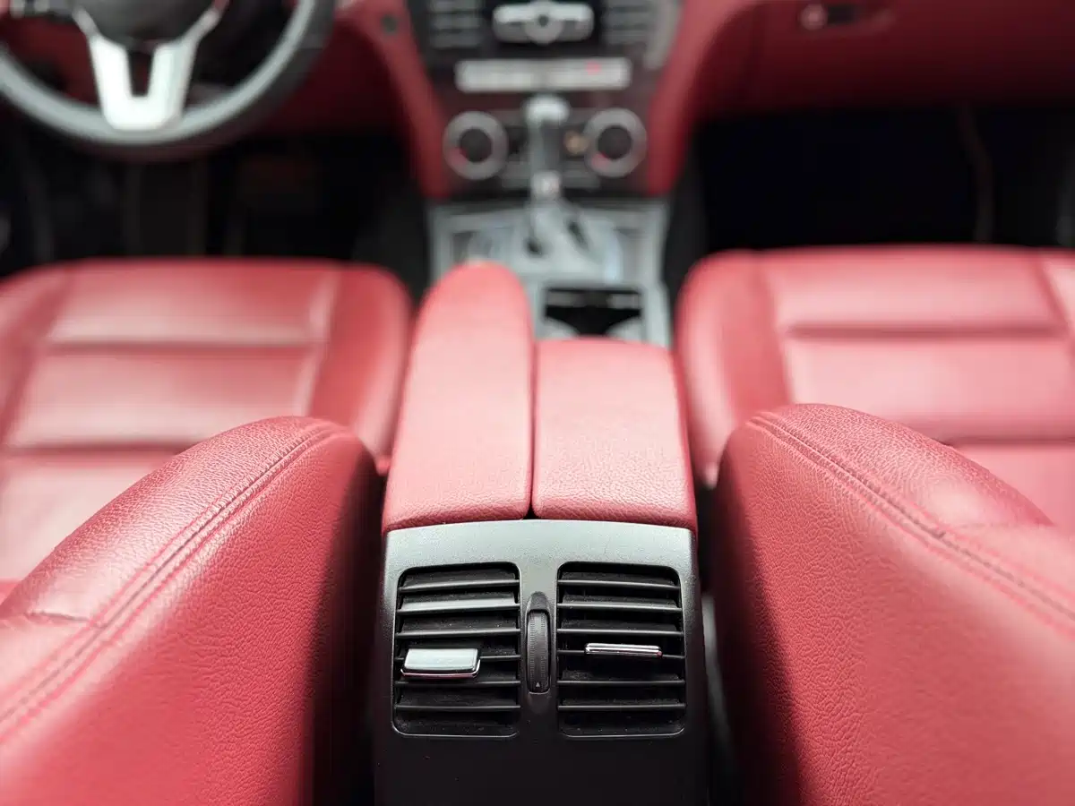 Mercedes-Benz C-Class 2013 C 260 Fashion Grand Edition фото 19