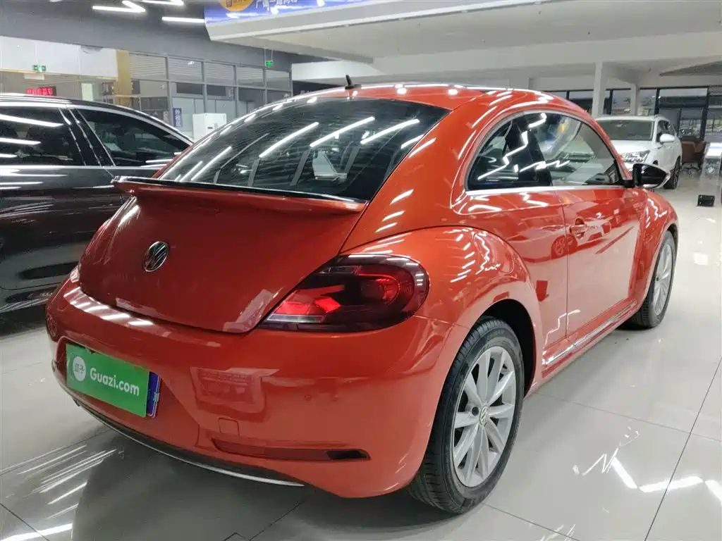 Volkswagen Beetle 2017 180TSI Style фото 7