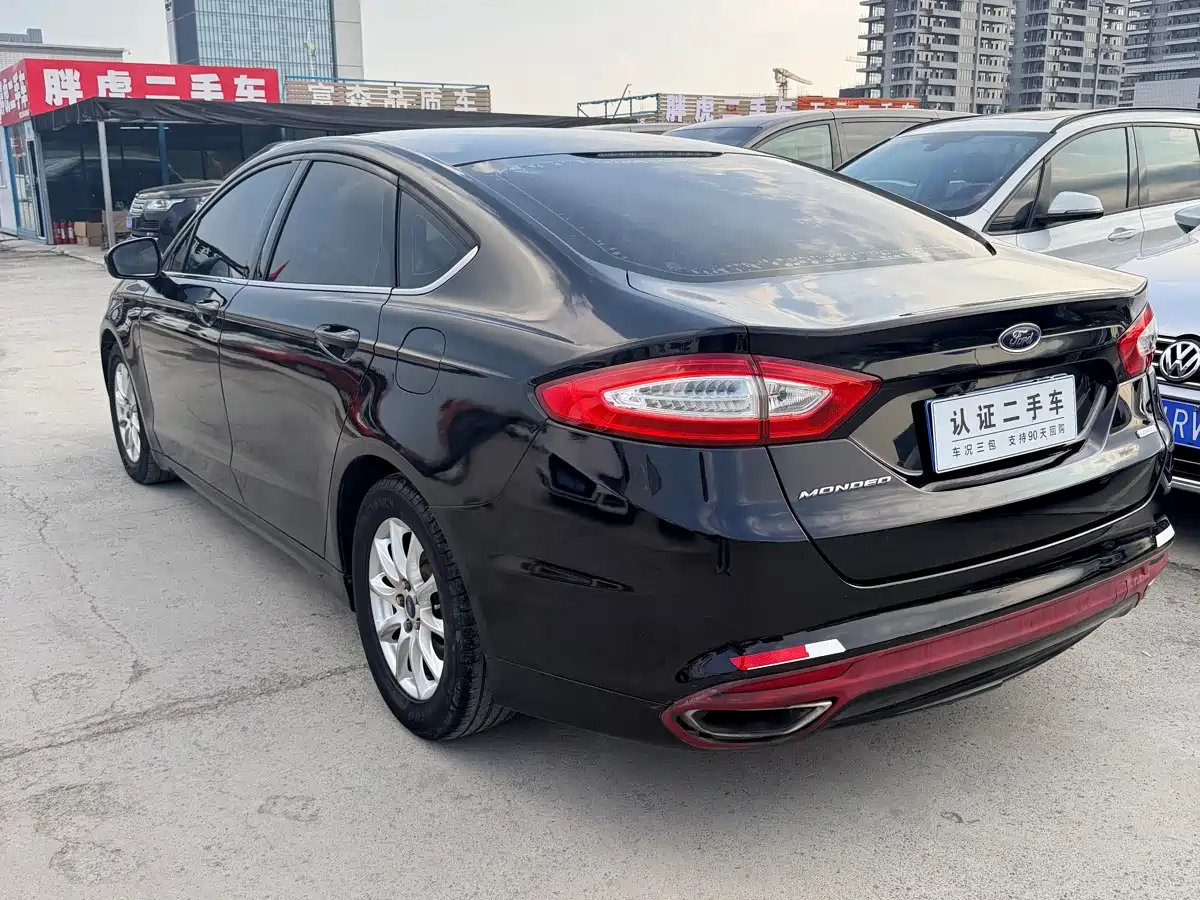 Фото 4 - Ford Mondeo