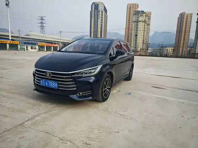BYD SONG MAX