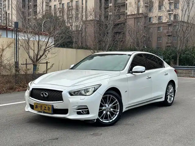 INFINITI Q50L