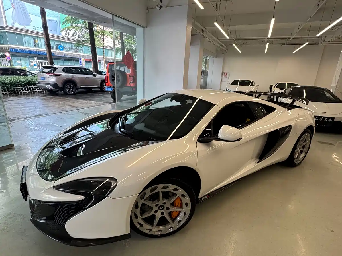 McLaren 650S 2014 3.8T Coupe фото 2