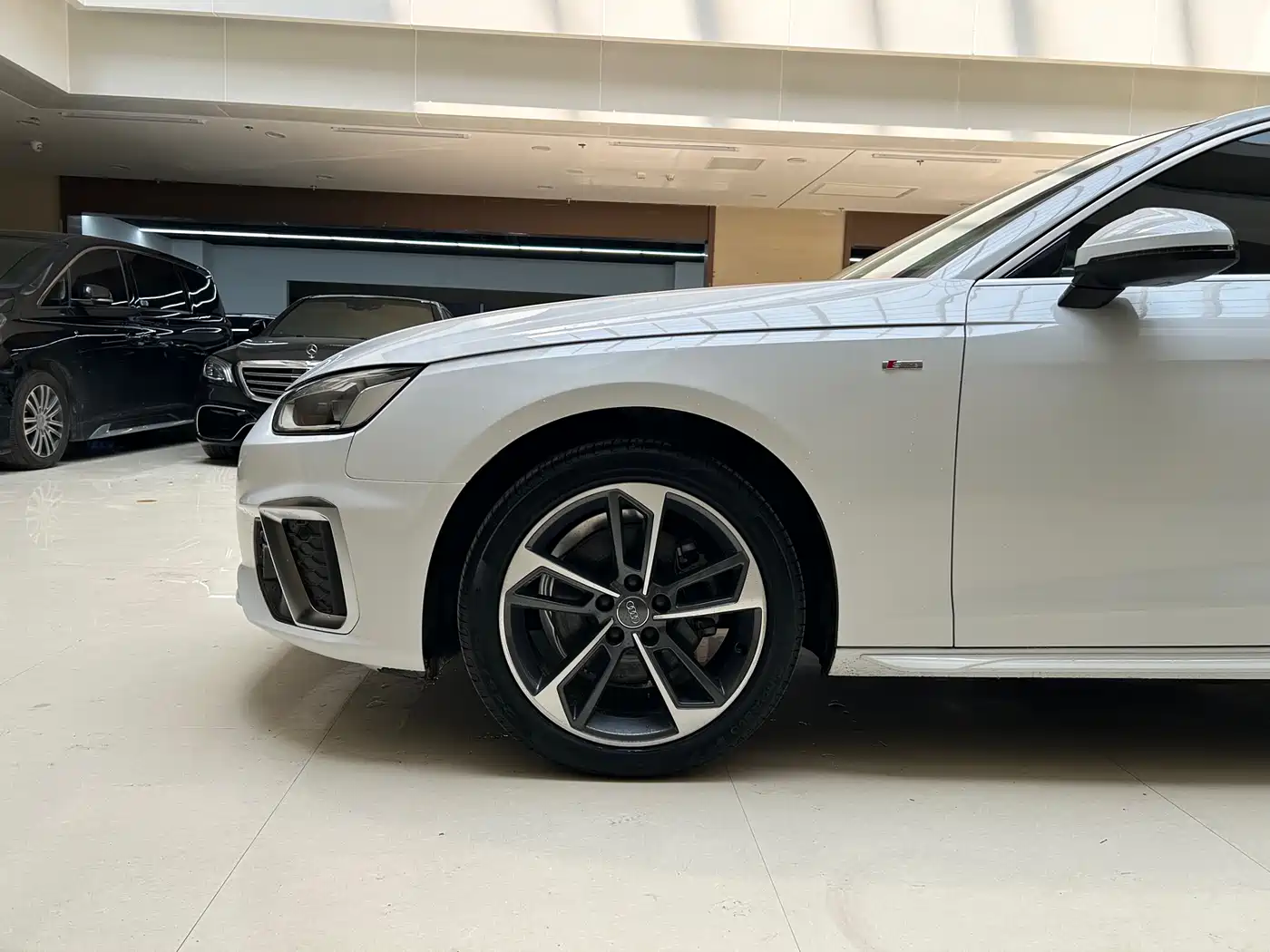 Audi A4L 2020 40 TFSI Fashion Dynamic Edition фото 7