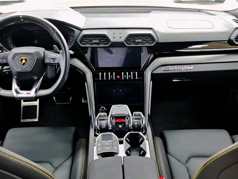 Lamborghini Urus 2023 4.0T V8 S фото 11