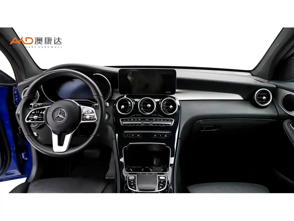 Mercedes-Benz GLC Coupe 2020 GLC 260 4MATIC Coupe SUV фото 5