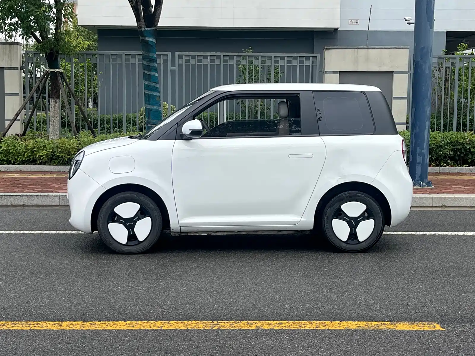 Фото 3 - Changan Lumin
