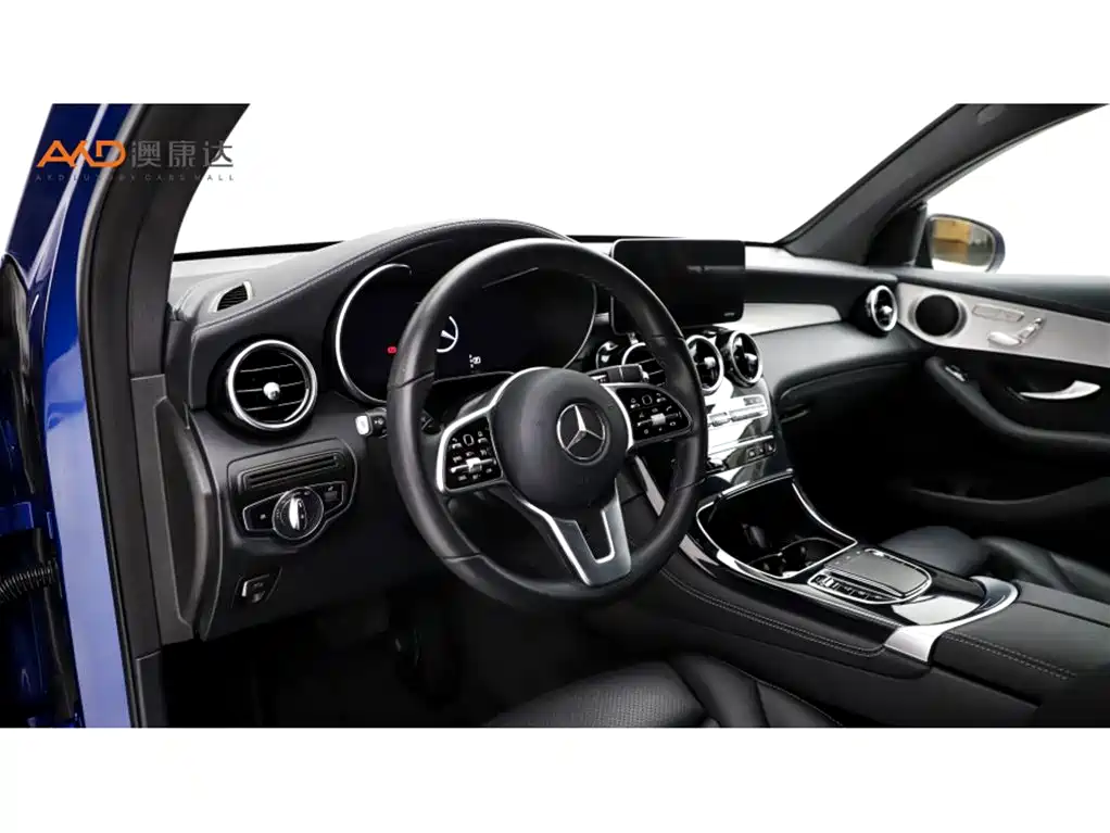 Mercedes-Benz GLC Coupe 2020 GLC 260 4MATIC Coupe SUV фото 6