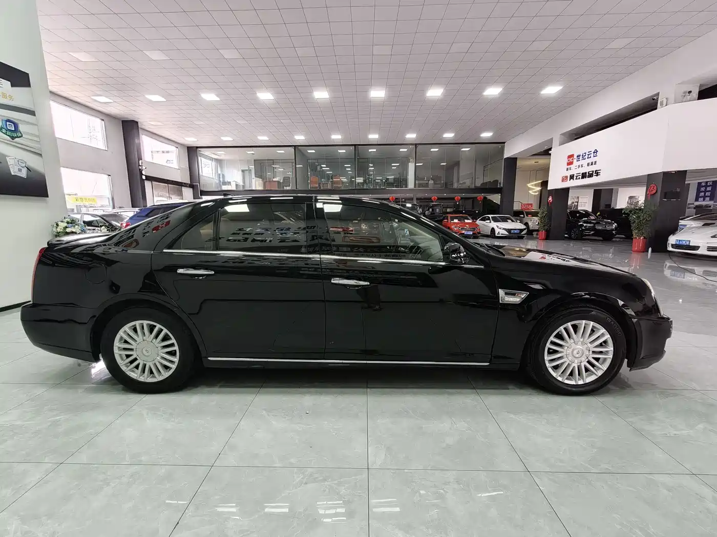 Cadillac SLS 2013 2012 2.0T Comfort