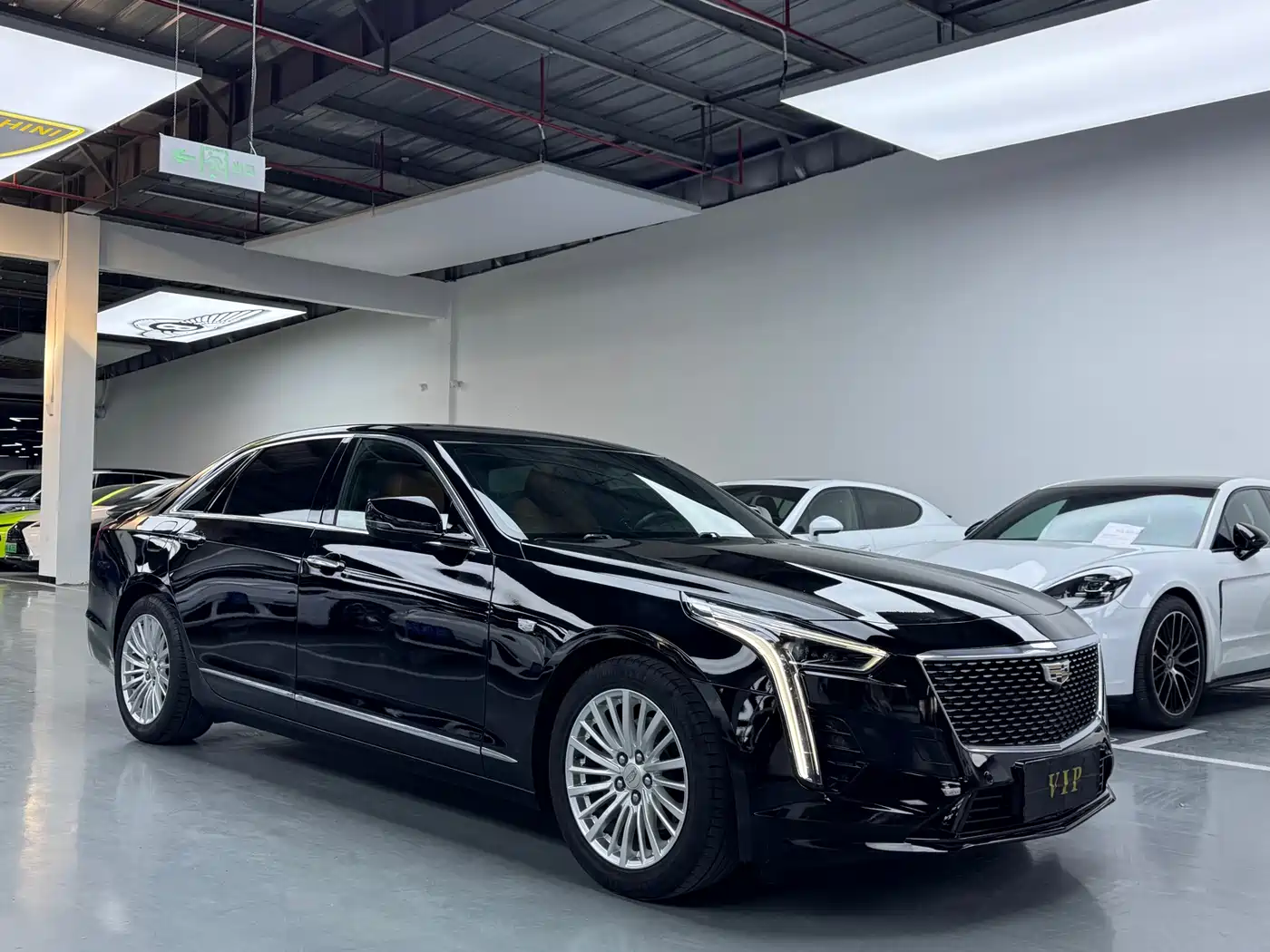 CADILLAC CT6