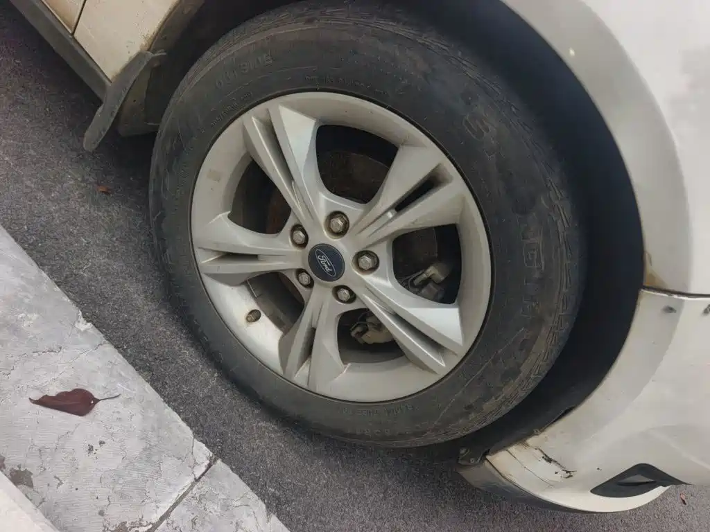 Photo 24 - Ford Focus