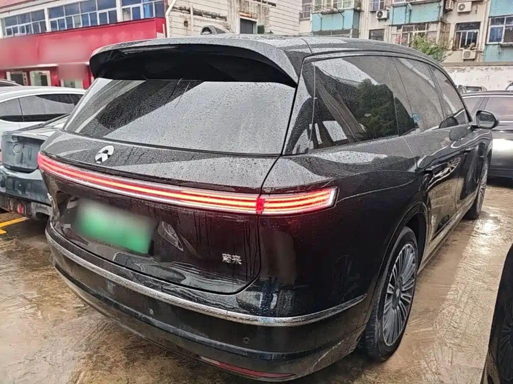 NIO ES8 2026 2025 Model 6-Seat Executive Luxury Edition