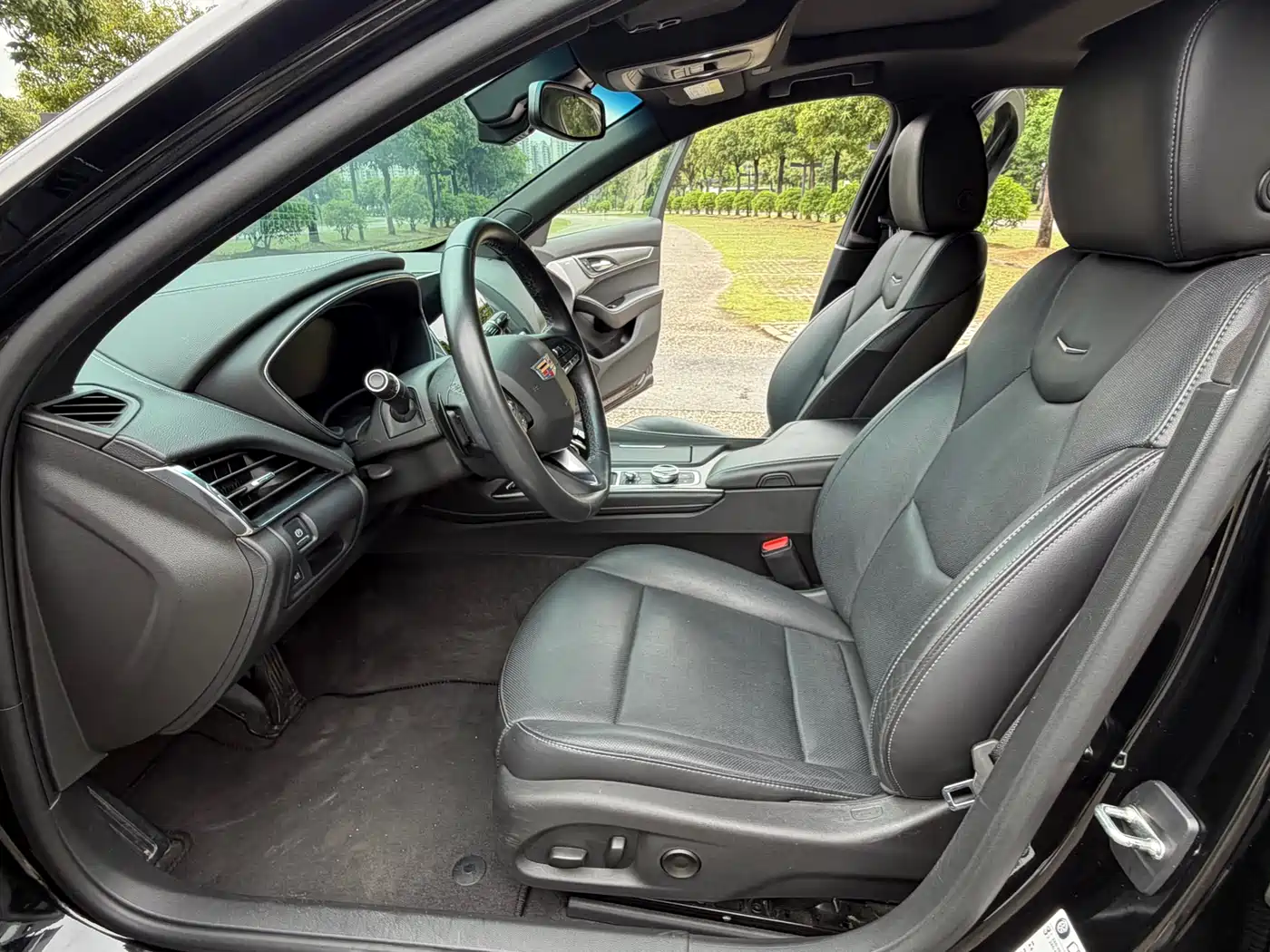 Cadillac CT5 2023 28T Luxury Style (Standard Edition) фото 8