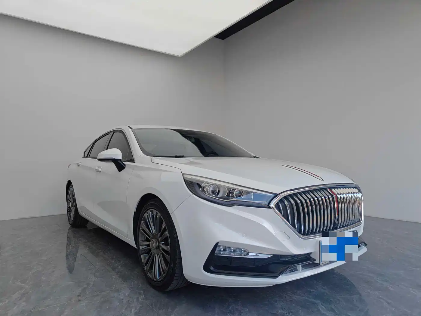 Hongqi H5 2020 1.8T Automatic Smart Connection Qi Enjoy Edition