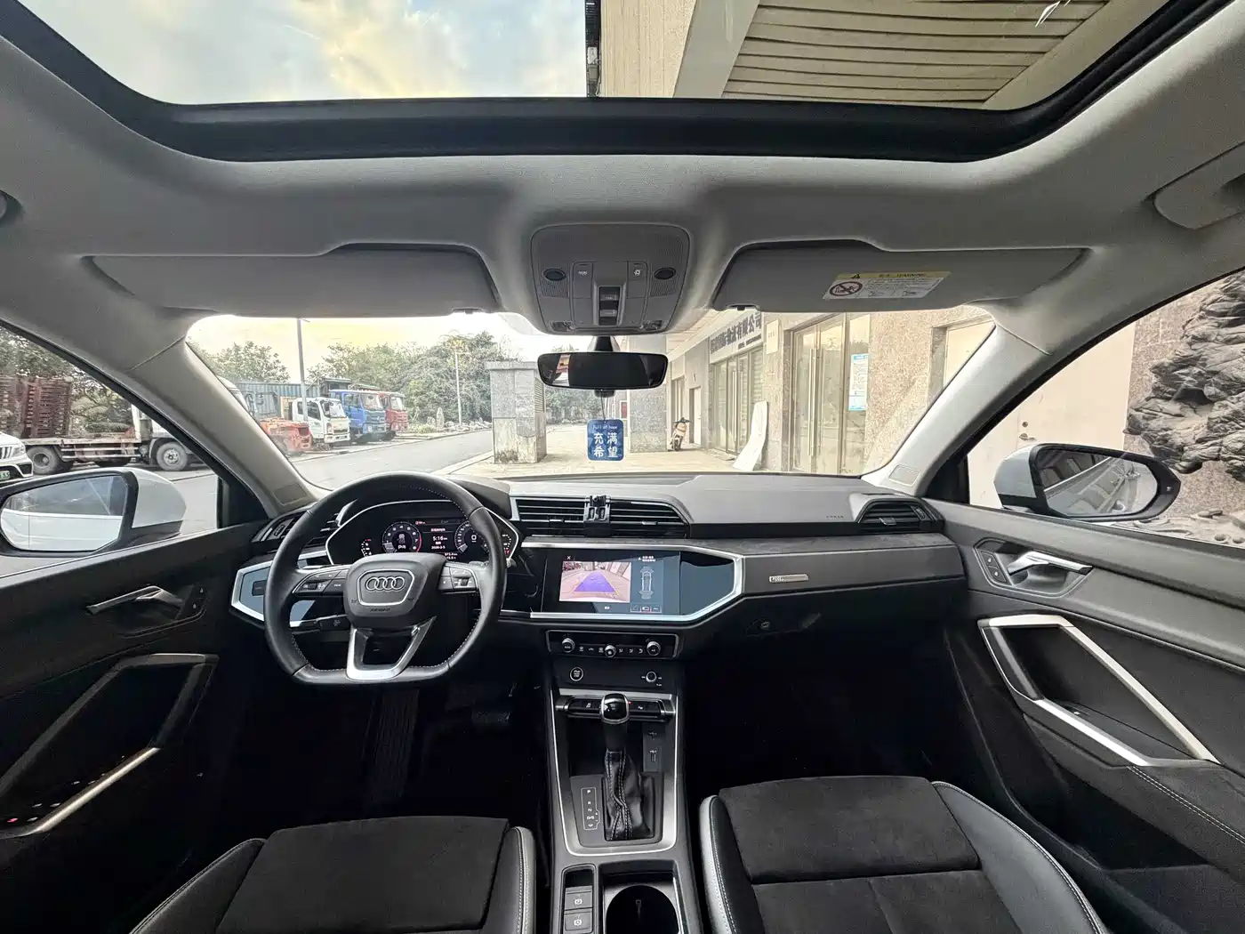 Audi Q3 2021 35 TFSI Fashion Sport фото 6