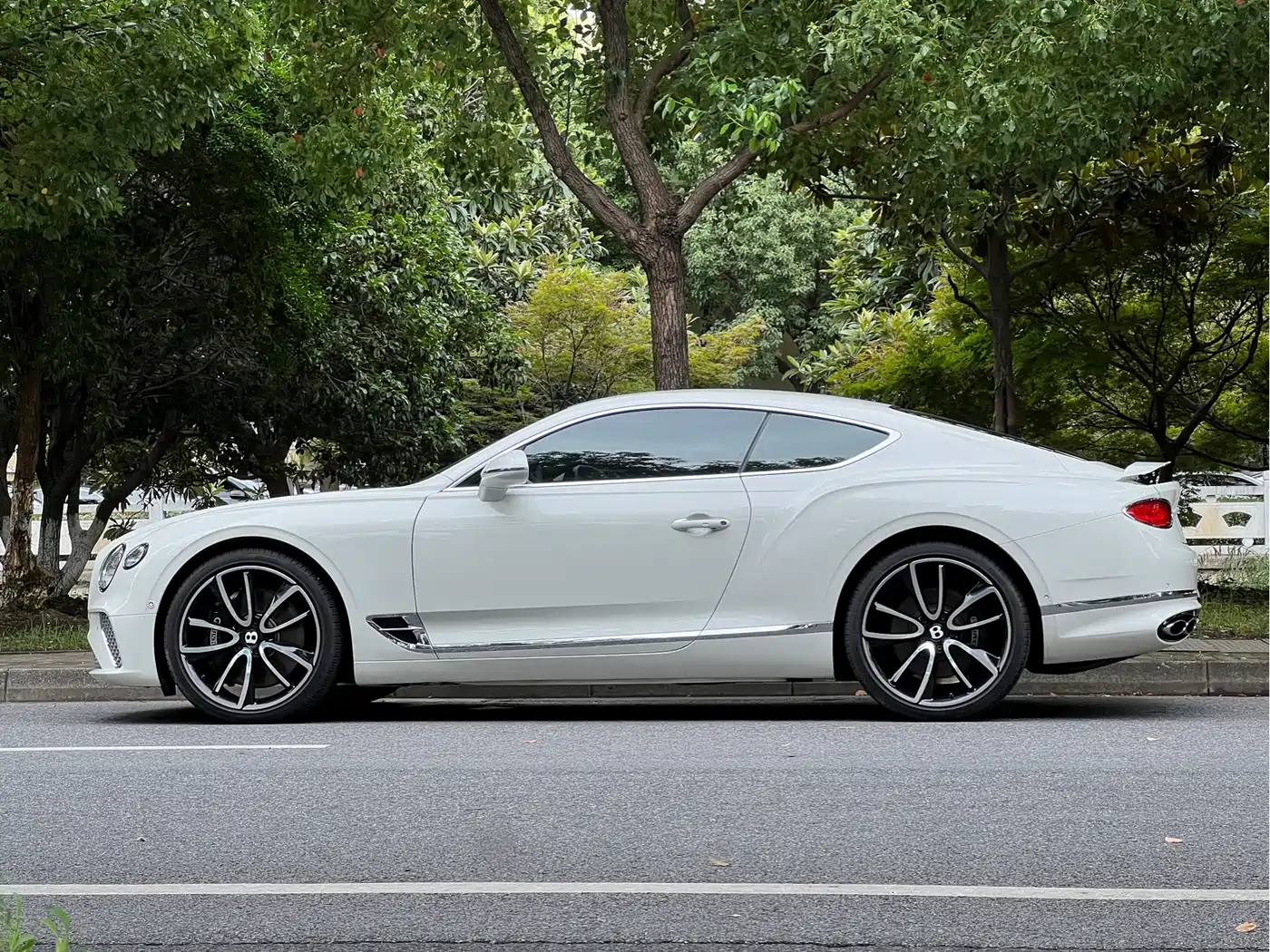 Bentley Continental 2021 2020 4.0T GT V8