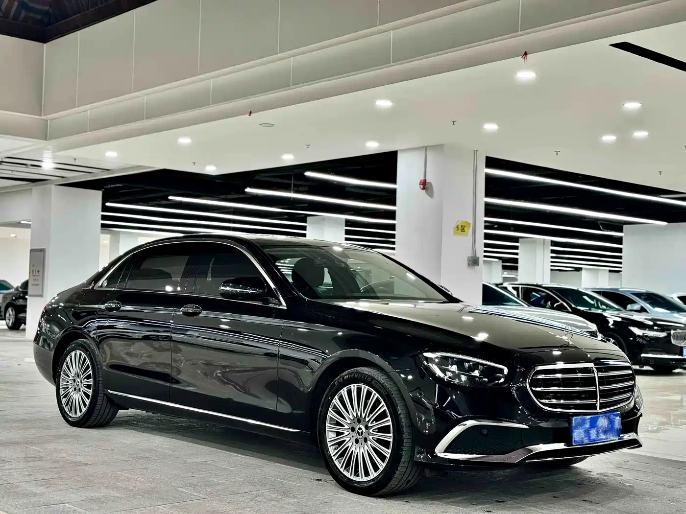 Mercedes-Benz E-Class 2021 E 300 L Fashion фото 3