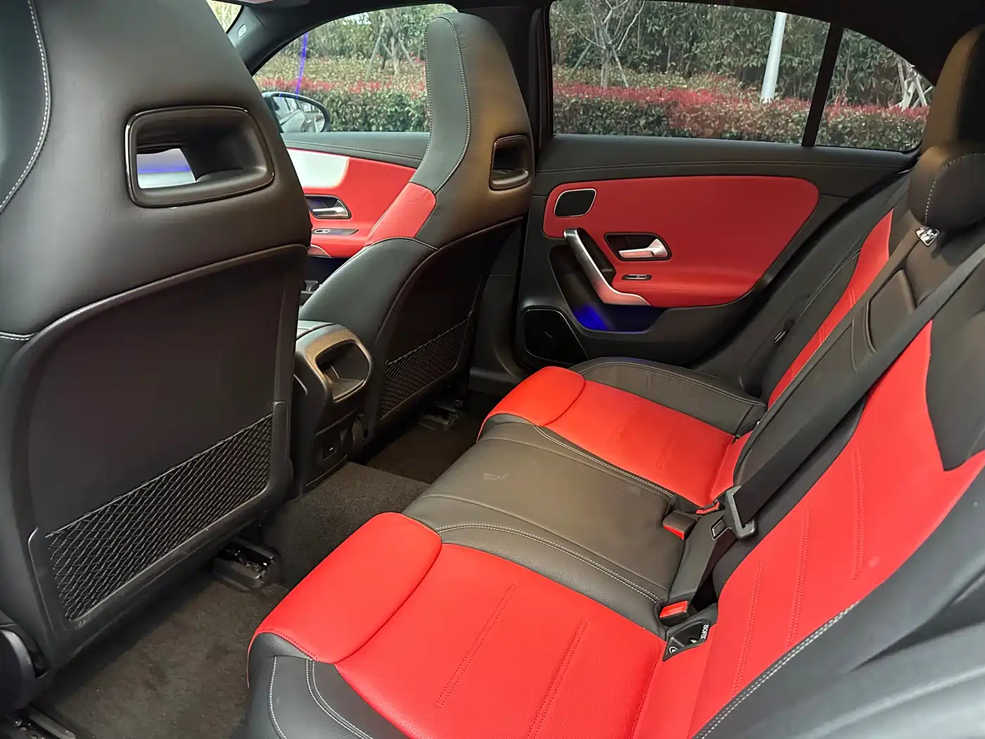 Mercedes-Benz A-Class AMG 2020 AMG A 35 L 4MATIC фото 10