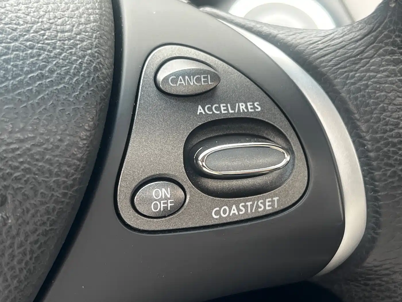 Infiniti Q70 2015 Q70L 2.5L Enjoyment Edition фото 44