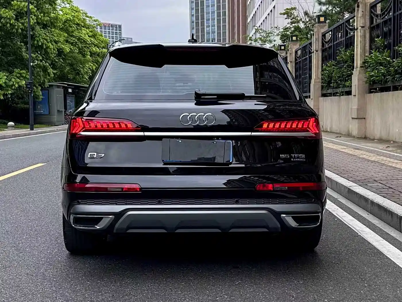 AUDI Q7