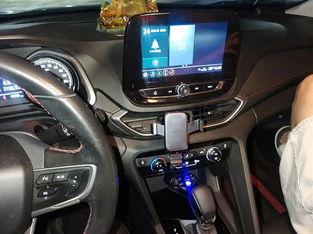 Chevrolet Volando 2020 Mild Hybrid Redline 530T Automatic Premium Edition (5+2 seater) фото 10