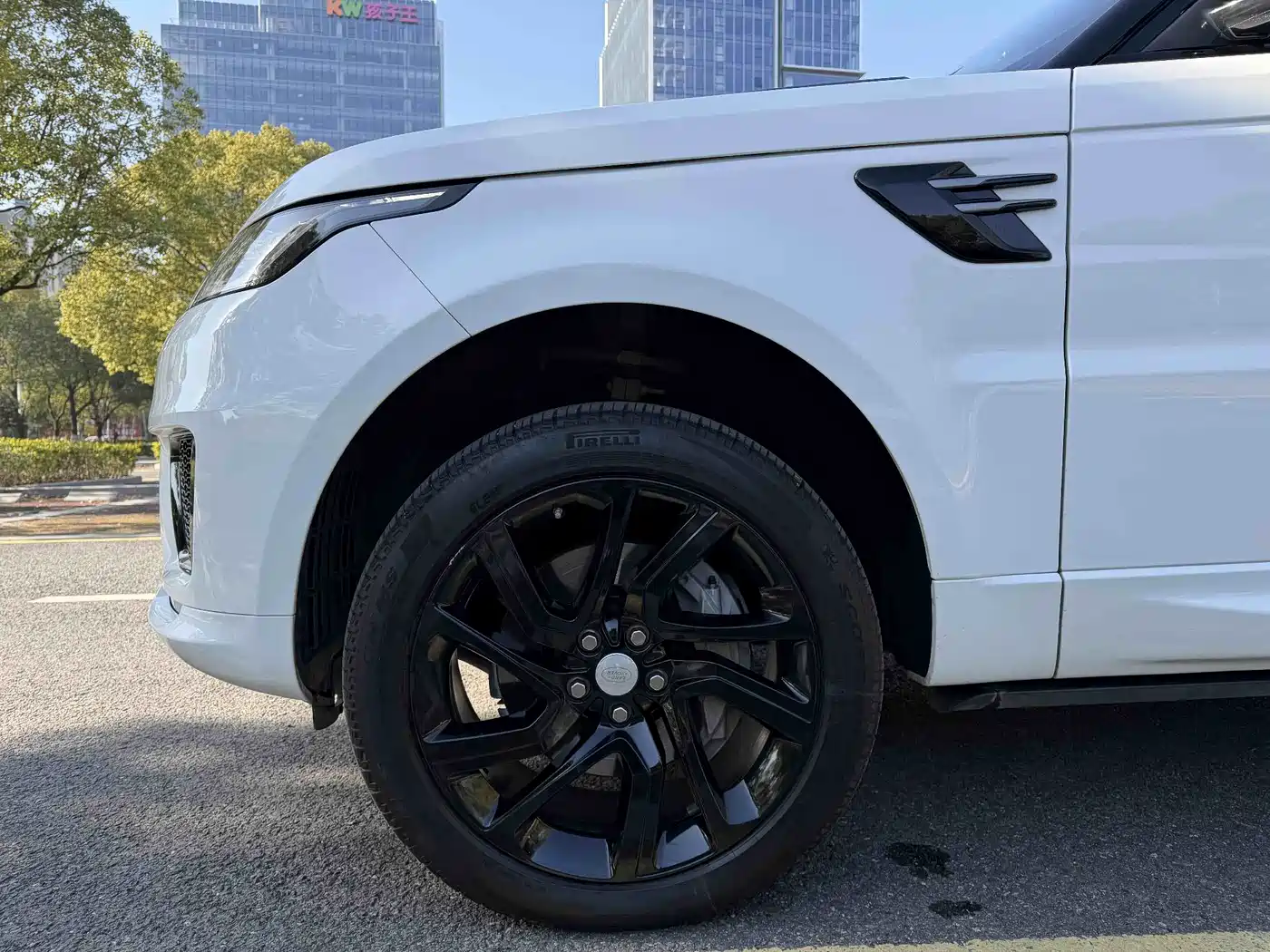 Land Rover Range Rover Sport 2020 3.0 L6 HSE DYNAMIC фото 8