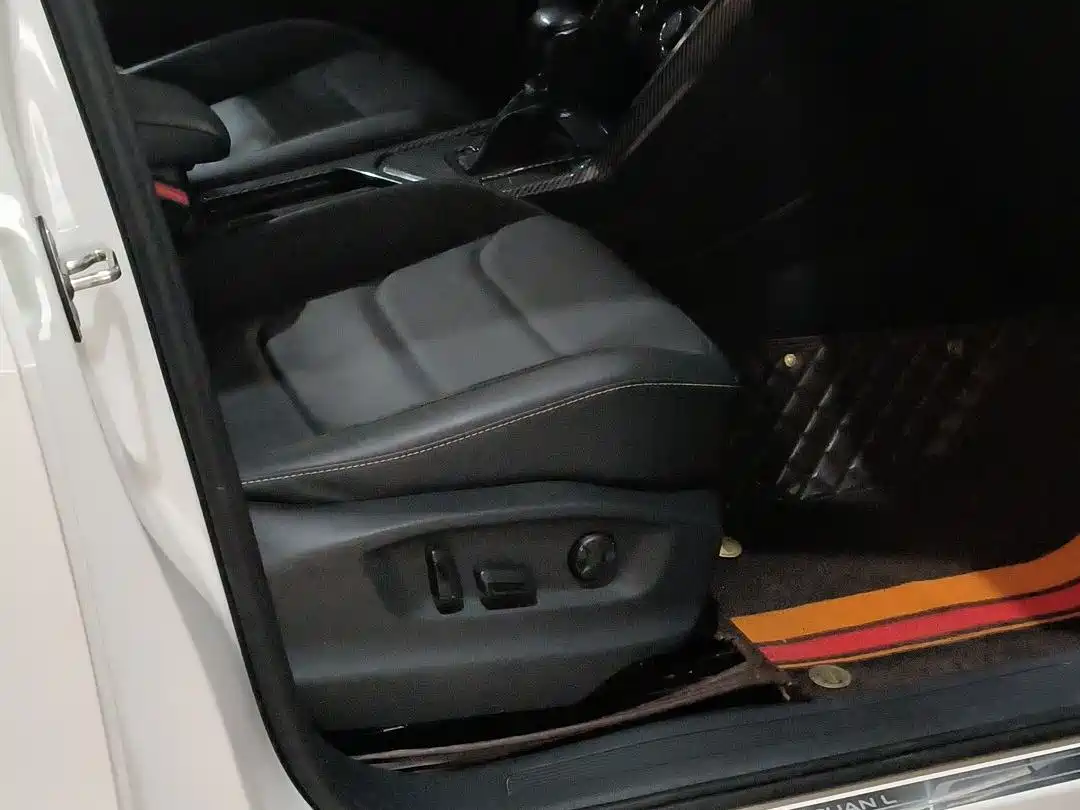 Volkswagen Tiguan L 2020 330TSI Auto 2WD Trend China VI фото 16