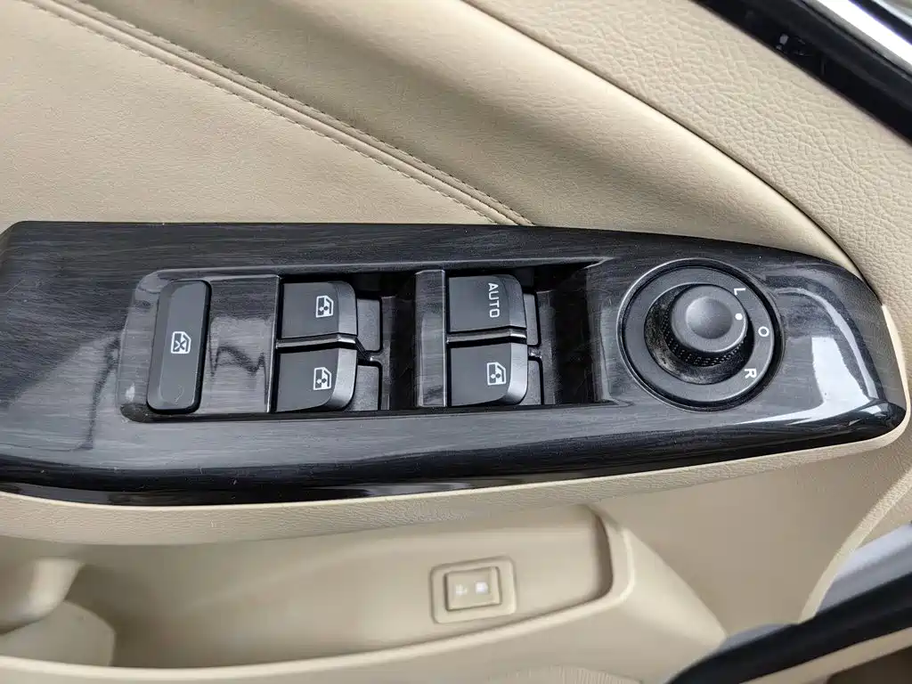 Фото 9 - Baojun 730