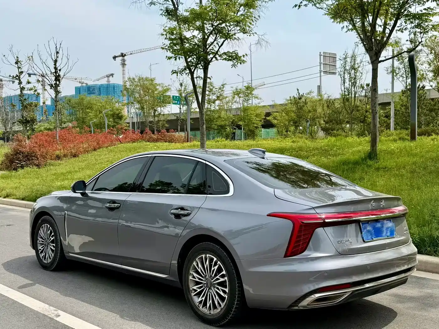 Hongqi H5 2023 2.0T Auto Smart Connect Flag Enjoy фото 9