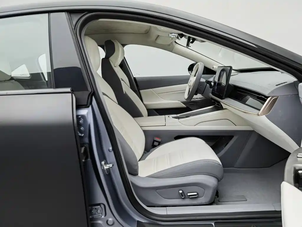 Dongfeng Yipai eπ007 2024 2024 Pure Electric 540 AWD Max Edition
