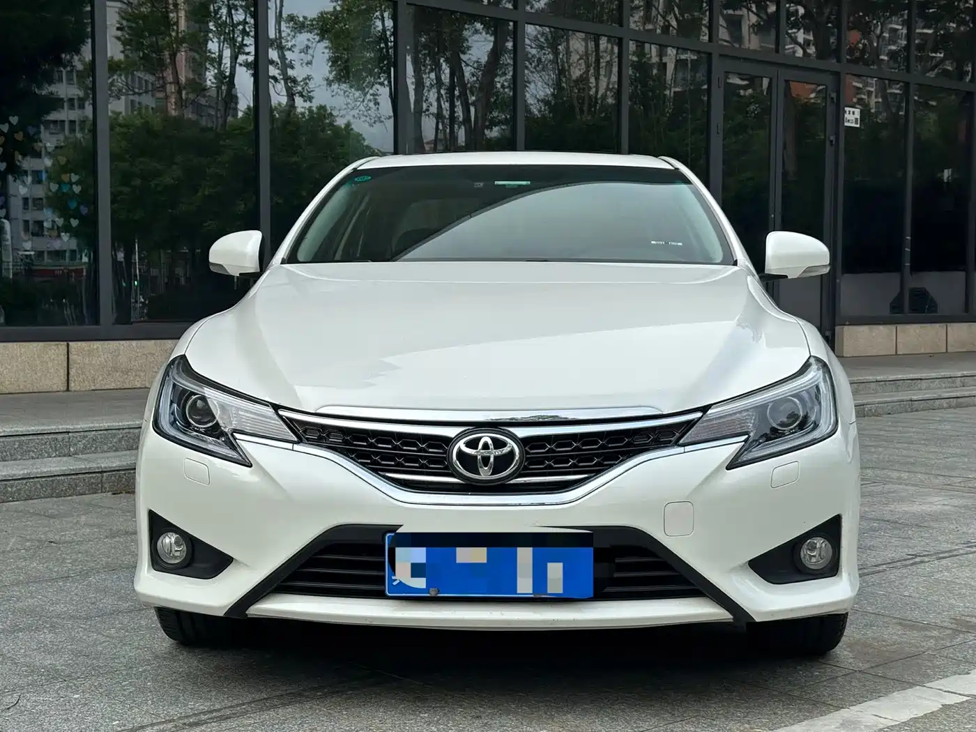 Toyota Reiz 2013 2.5V Elite Edition фото 4