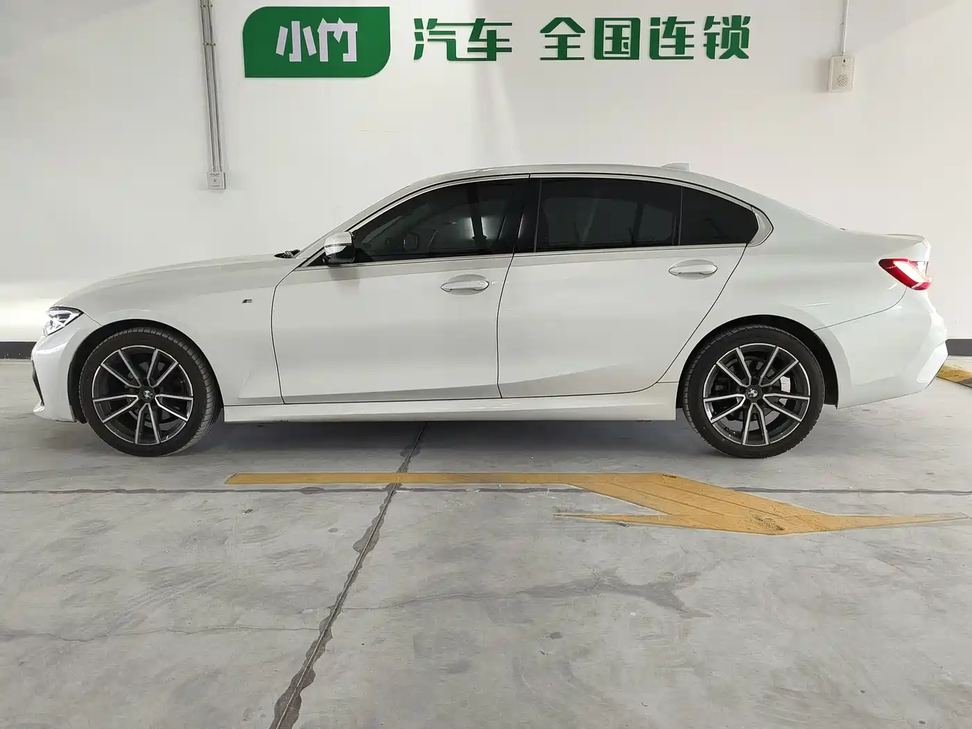 BMW 3 Series 2022 320Li M Sport Package фото 4