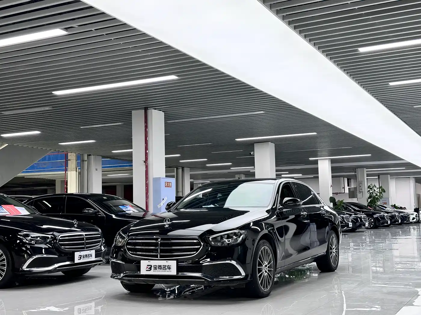 Mercedes-Benz E-Class 2023 E 260 L