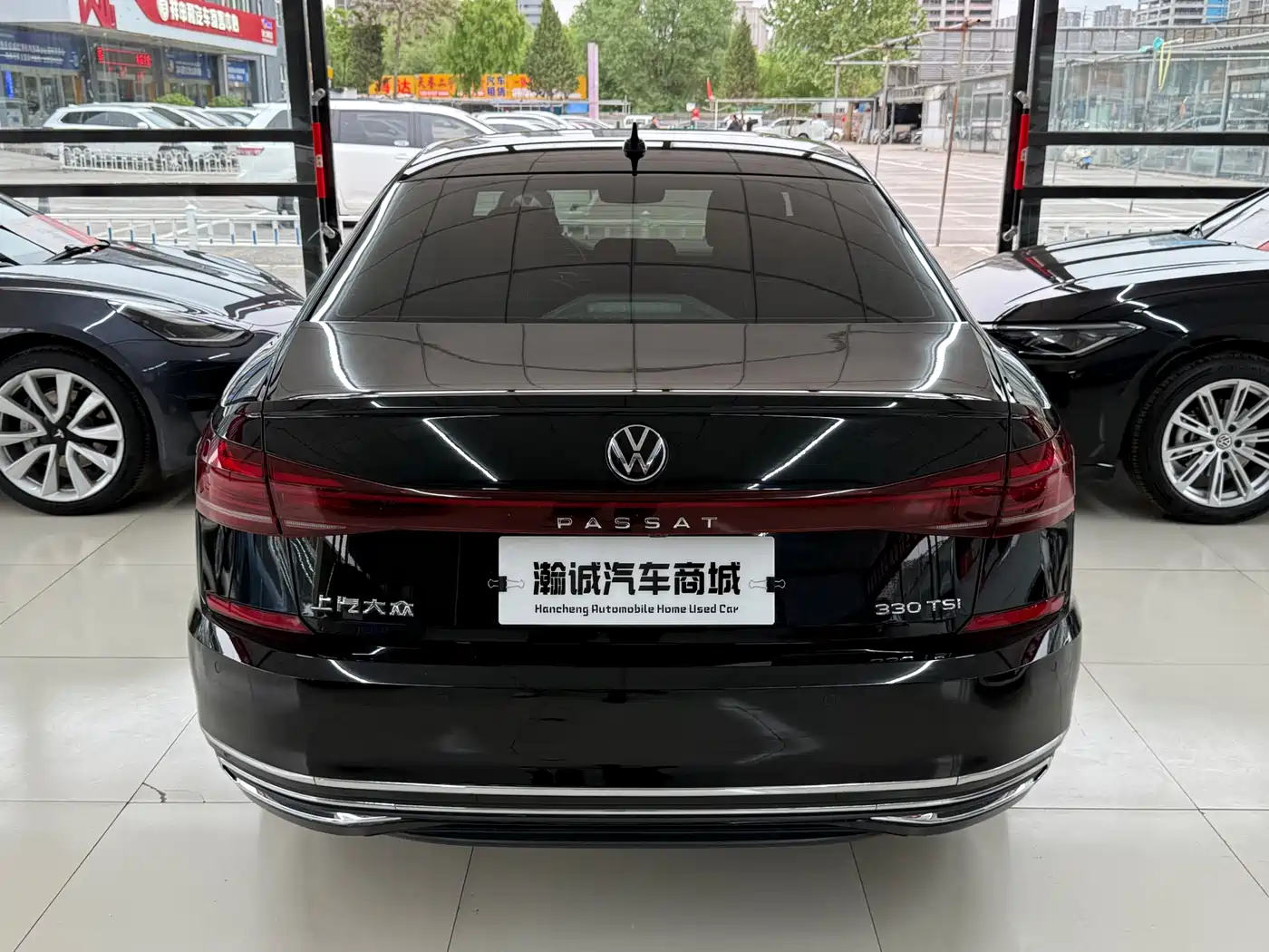Volkswagen Passat 2023 330TSI Luxury Edition фото 17
