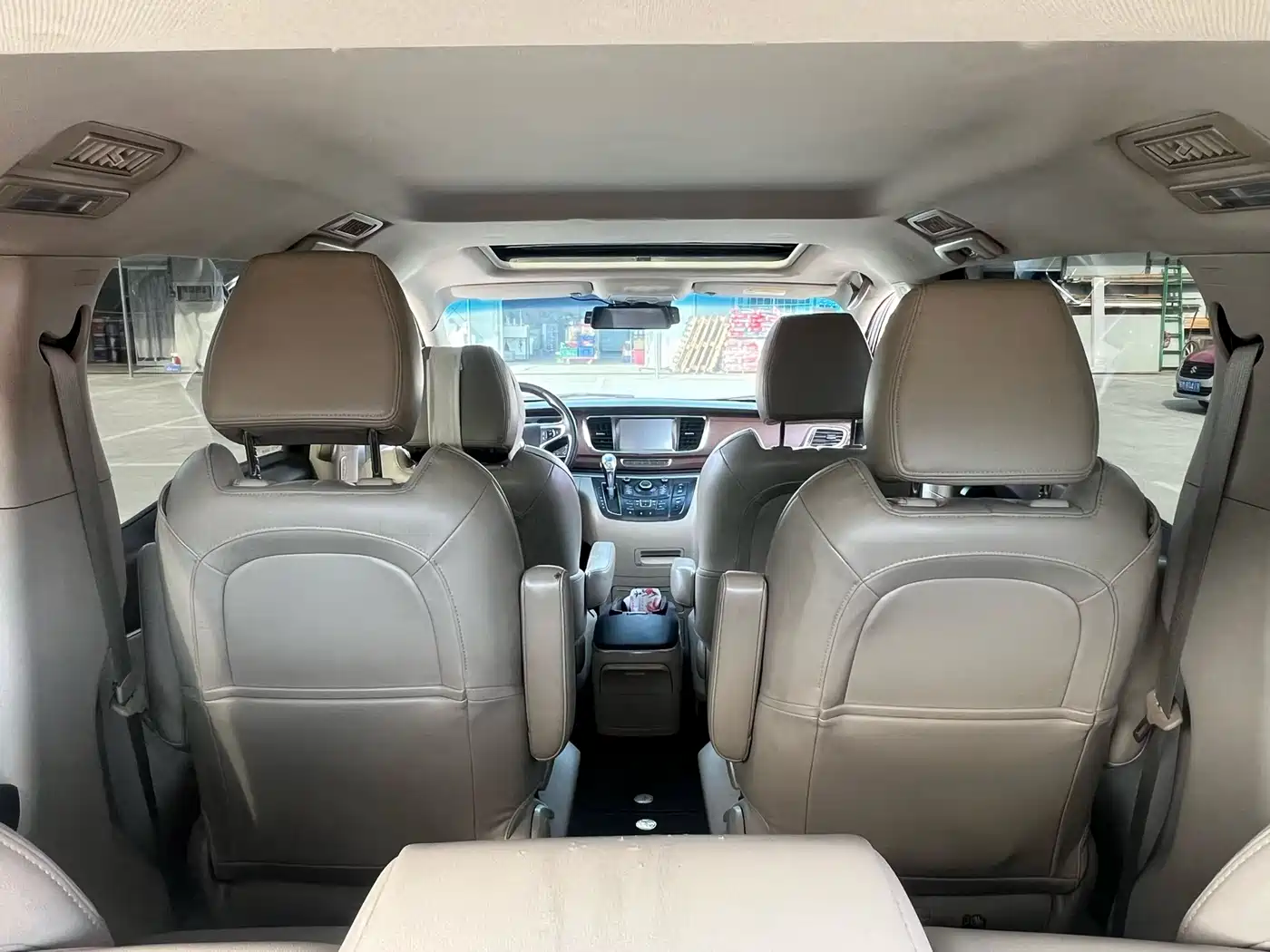 Buick GL8 2015 2.4L Luxury Business Exclusive Edition фото 7