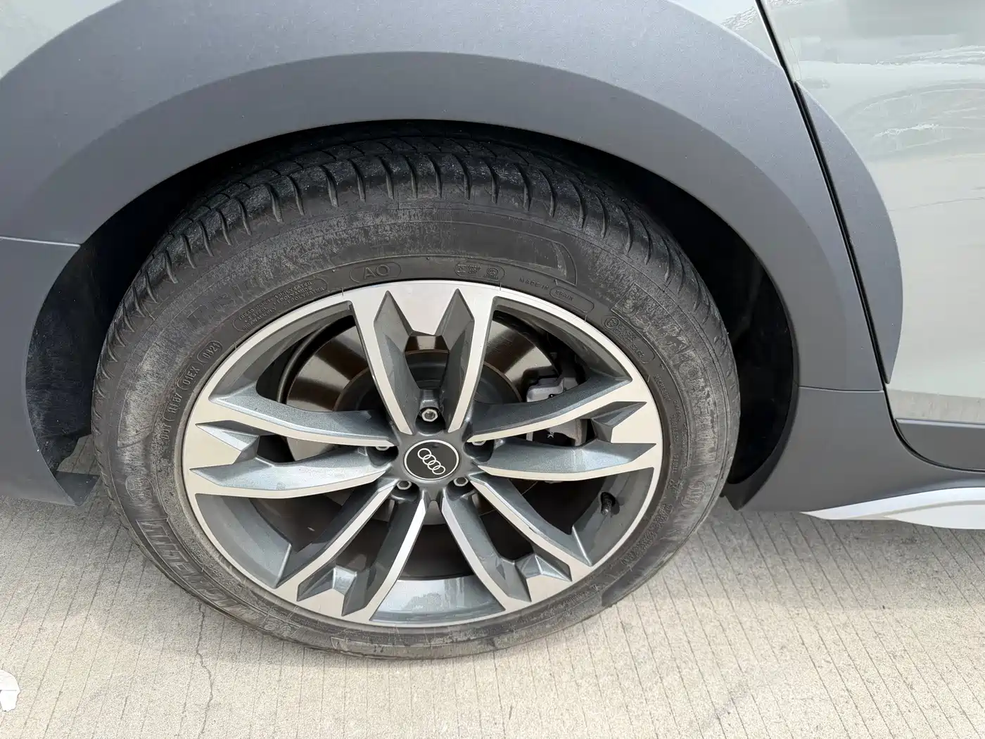 Audi A4 (Import) 2021 2021 allroad quattro Explorer