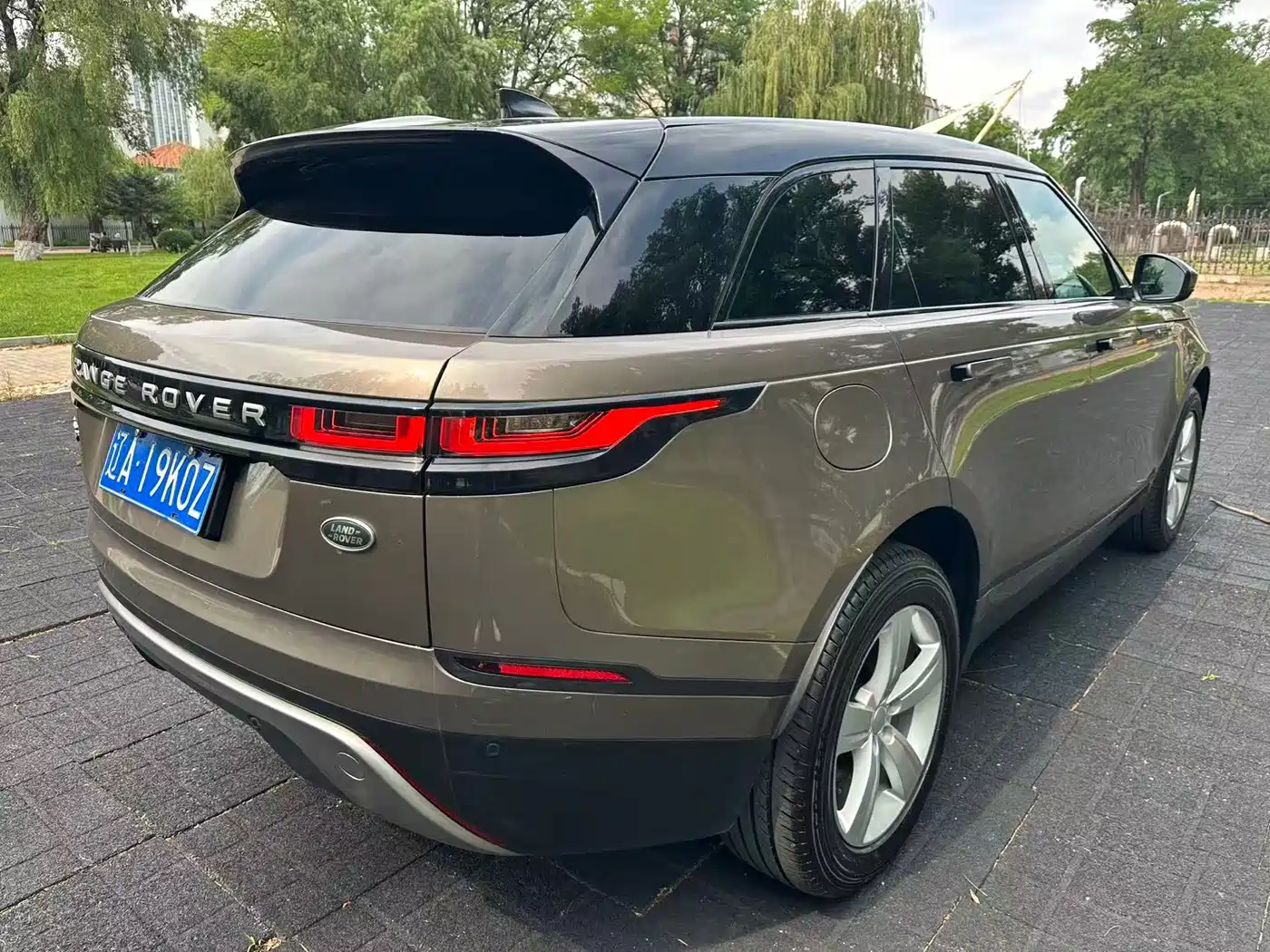Land Rover Range Rover Velar 2019 2018 P250 S
