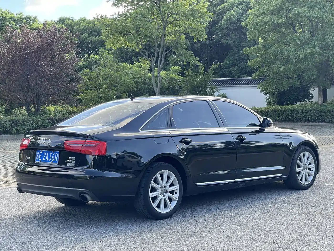 Фото 22 - Audi A6L