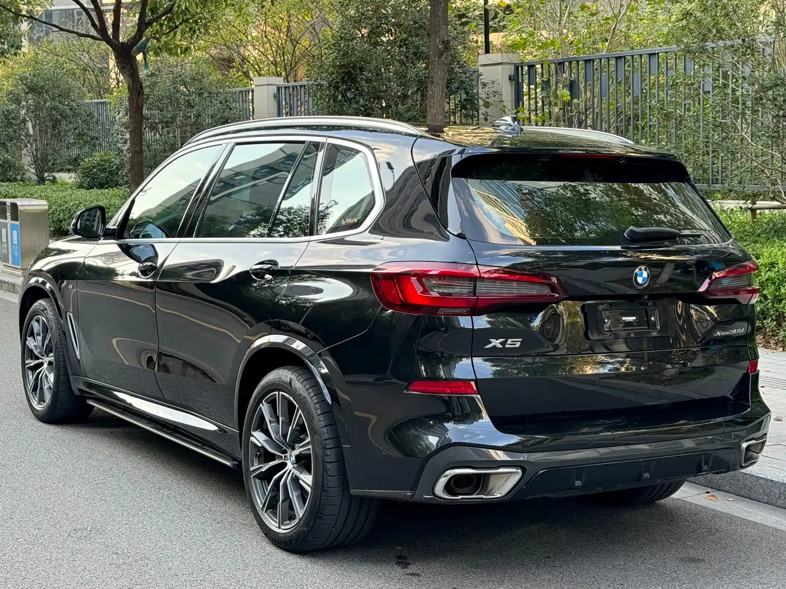 Photo 5 - BMW X5