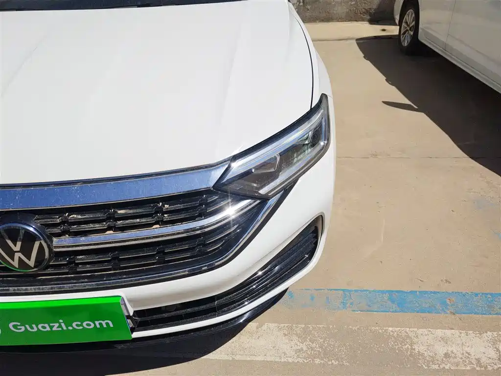 Volkswagen Sagitar 2023 300TSI DSG Surpassing Edition фото 24