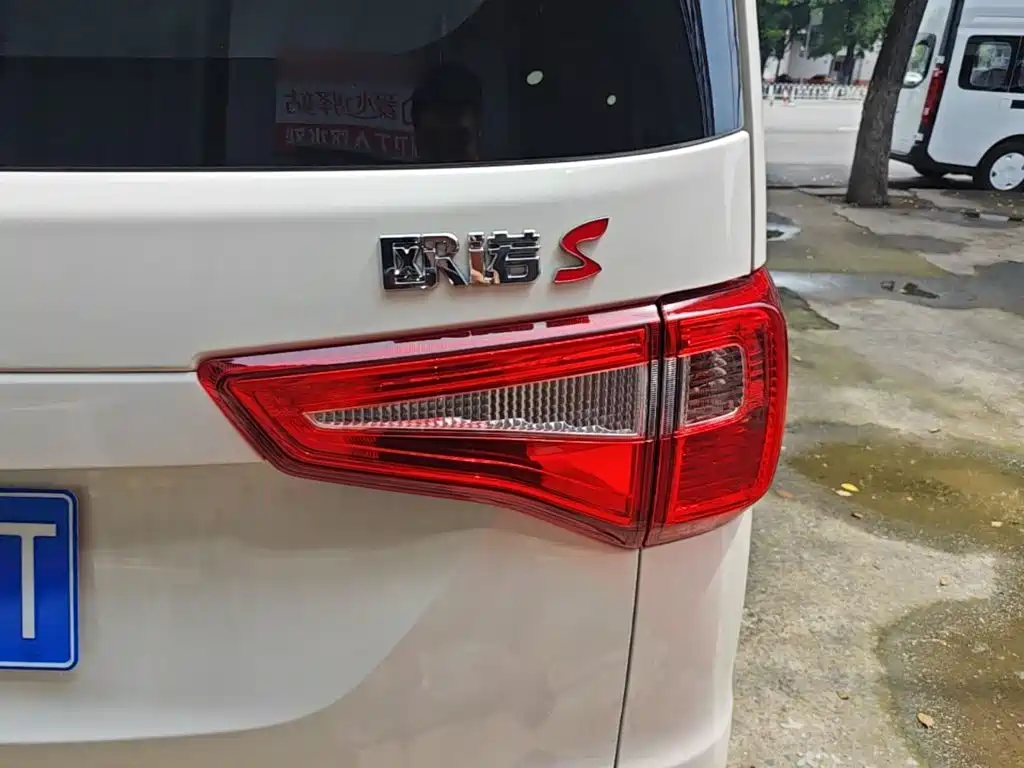 Changan Kaicheng Ono S 2026 2023 1.5L Premium Edition Dual AC Bus JL473QG 7-Seater