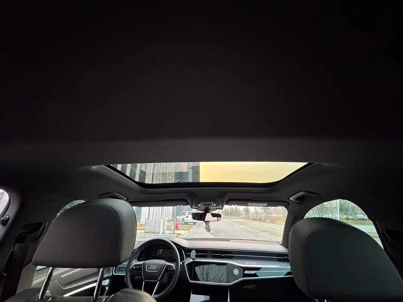 Audi A6L 2021 40 TFSI Luxury Sport фото 16