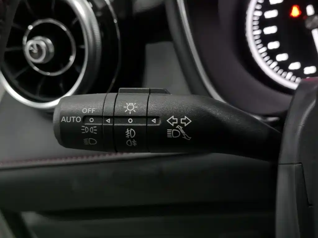 MG HS 2019 2018 20T Auto 2WD Hormone Excitement Edition (China V)