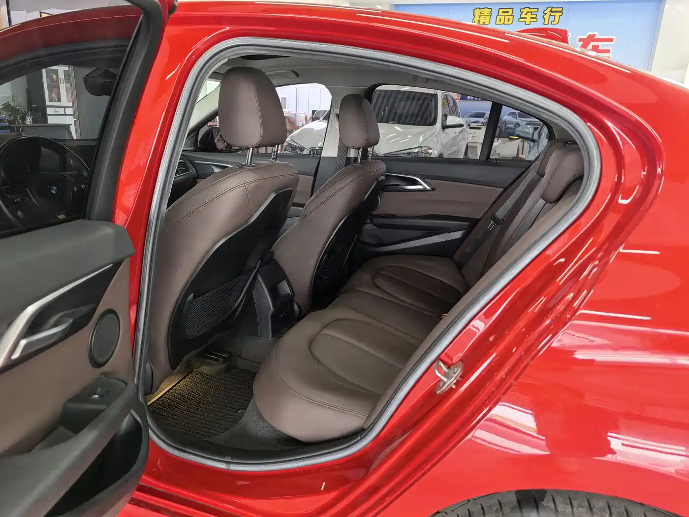 BMW 1 Series 2020 Model 125i Leading M Sport Package фото 7